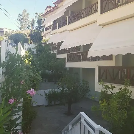 Ninemia Aparthotel *