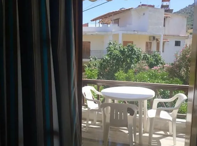 아파트호텔 Ninemia Tolón